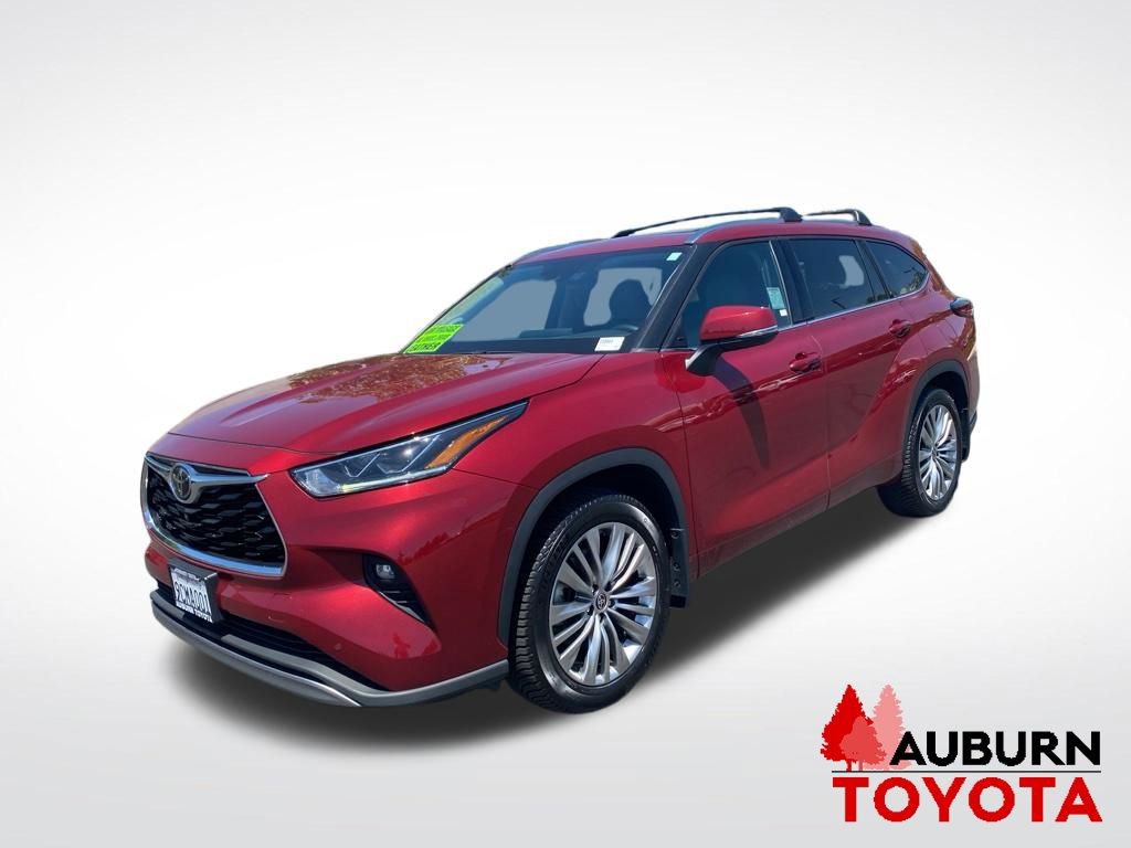 Used 2022 Toyota Highlander Platinum AWD/4WD image 3