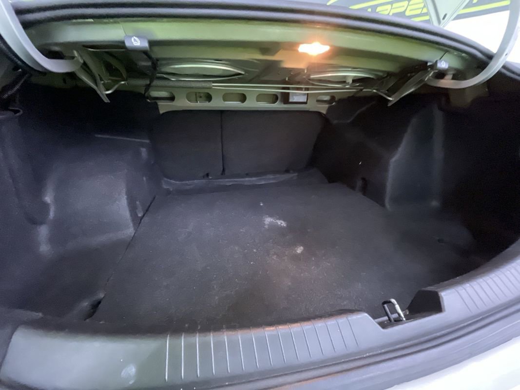 Used 2020 Chevrolet Malibu LT image 27