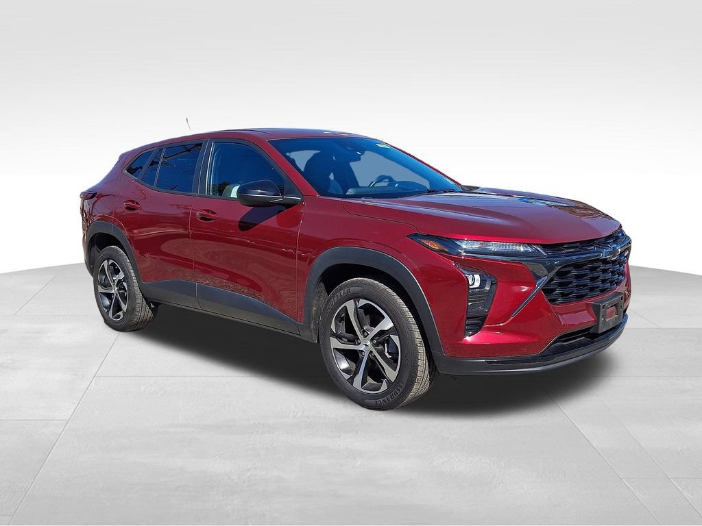 Certified 2024 Chevrolet Trax RS w/ Driver Confidence Package FWD image 1