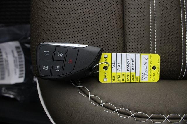 New 2026 GMC Acadia Denali Ultimate image 9