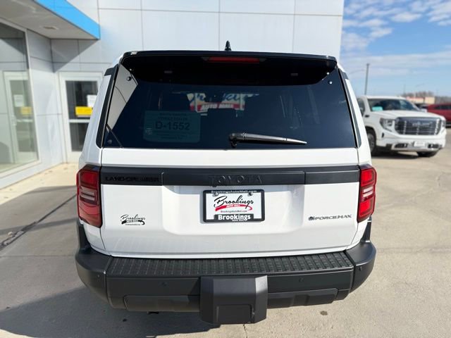 Used 2024 Toyota Land Cruiser image 31