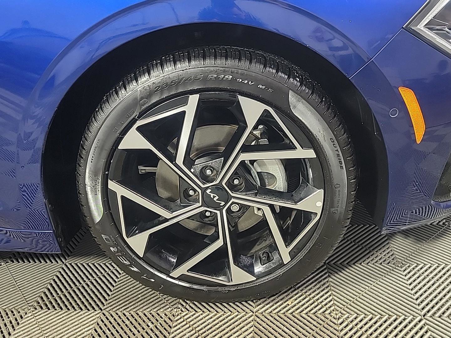 Used 2025 Kia K5 EX image 3