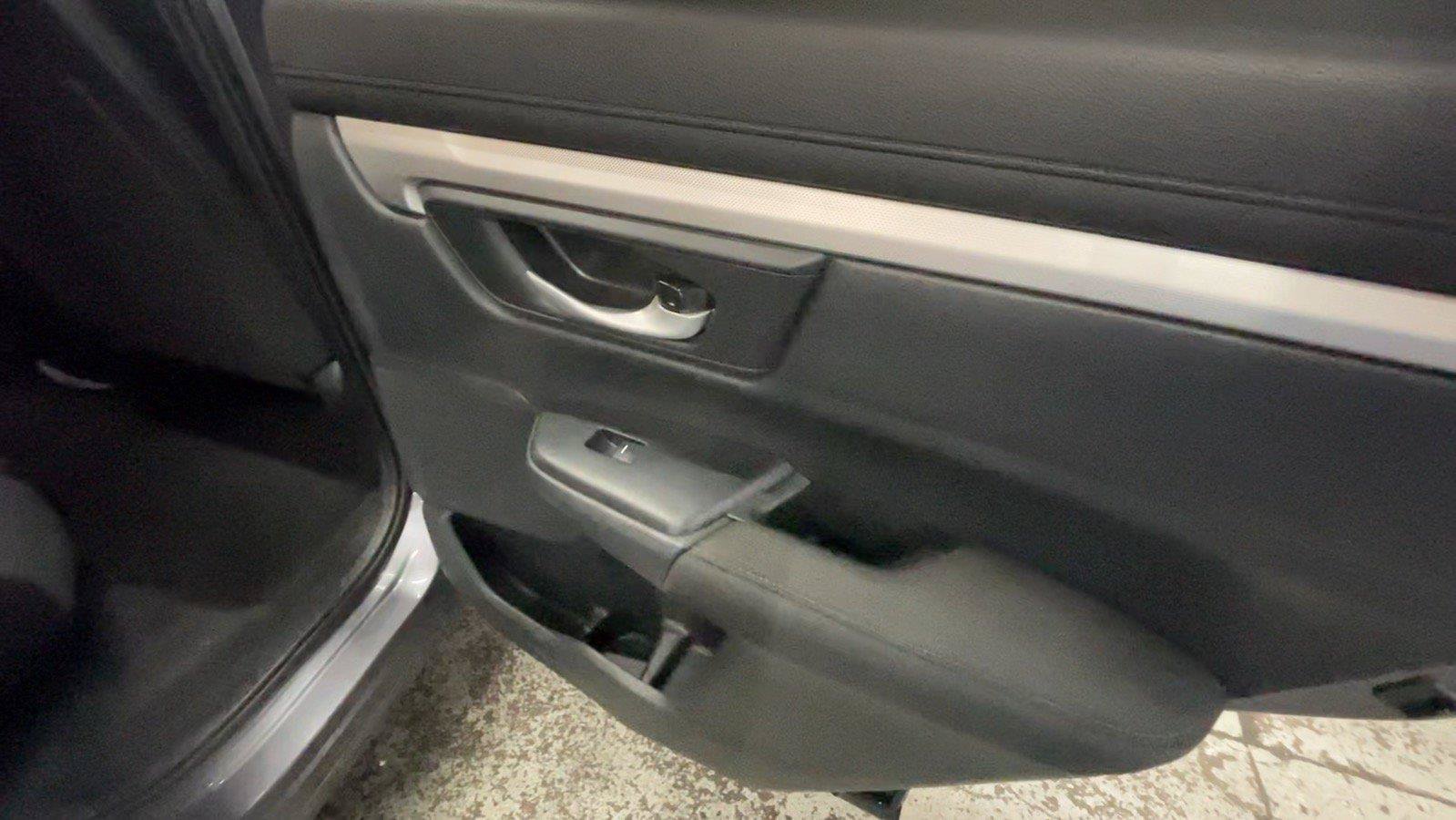 Used 2019 Honda CR-V LX image 24