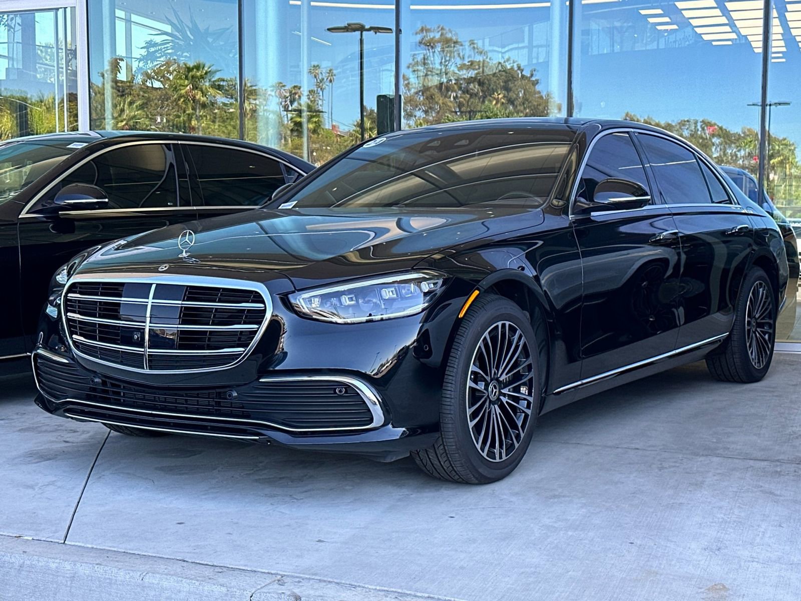 Used 2024 Mercedes-Benz S 580e 4MATIC Sedan image 7