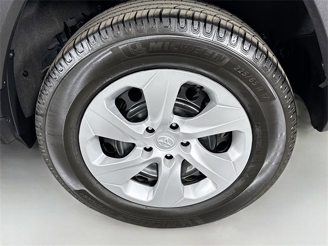 Certified 2025 Toyota RAV4 LE image 29