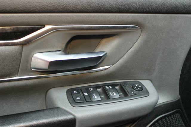 Used 2019 RAM 1500 Big Horn AWD/4WD image 14
