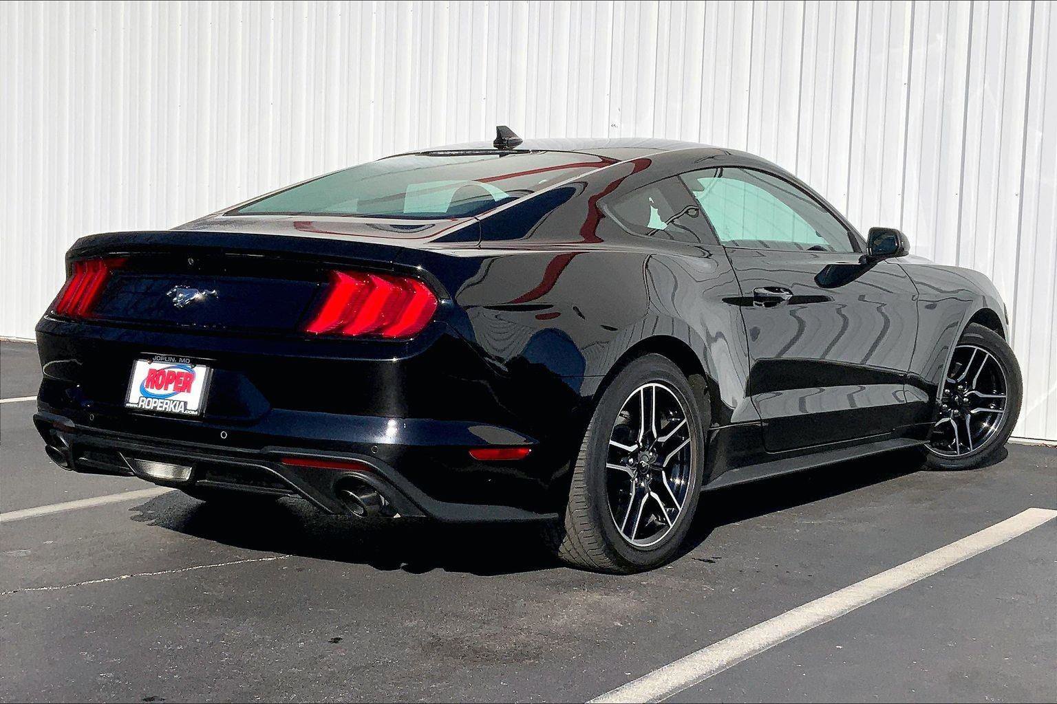 Used 2021 Ford Mustang Coupe w/ Equipment Group 101A image 8