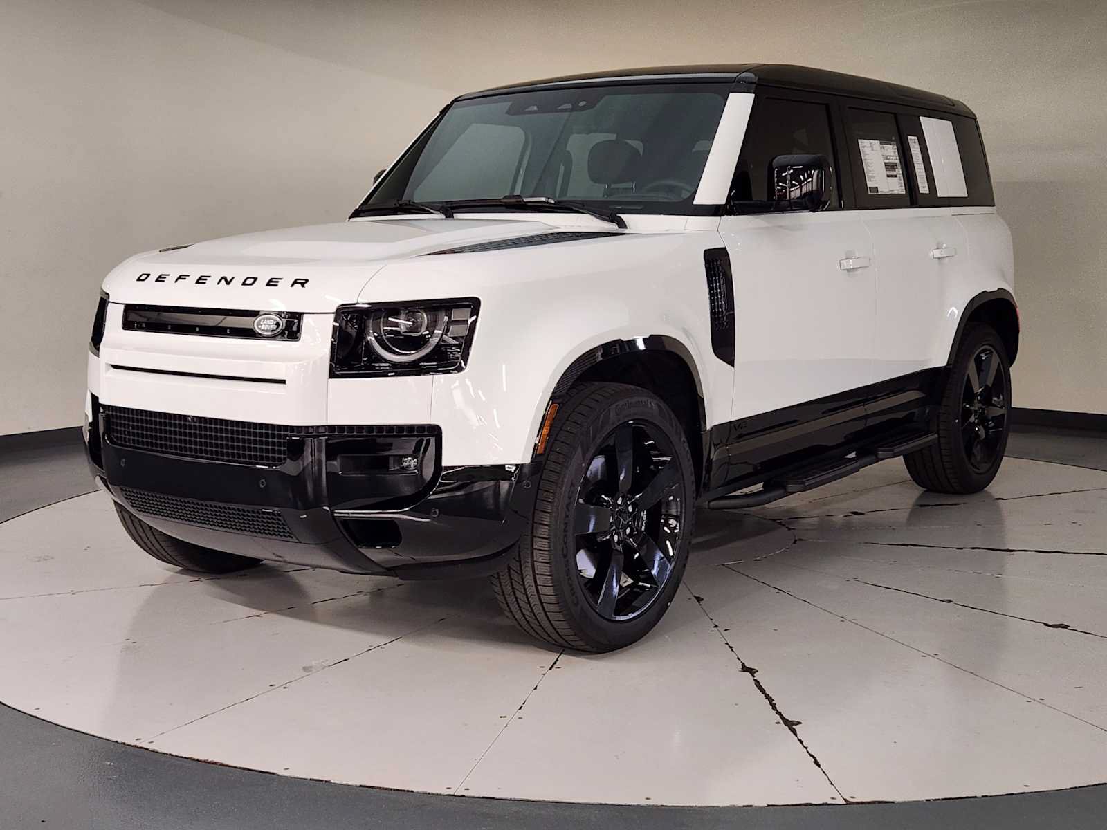 New 2026 Land Rover Defender 110 V8 AWD/4WD image 2