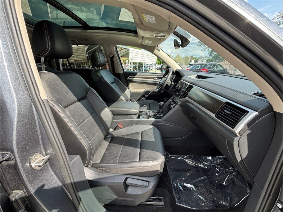 Used 2023 Volkswagen Atlas SE w/ Panoramic Sunroof Package AWD/4WD image 43