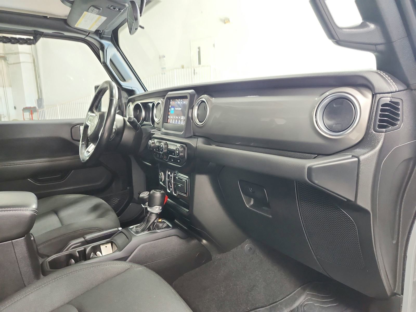 Used 2021 Jeep Wrangler Unlimited Sahara w/ LED Lighting Group image 33