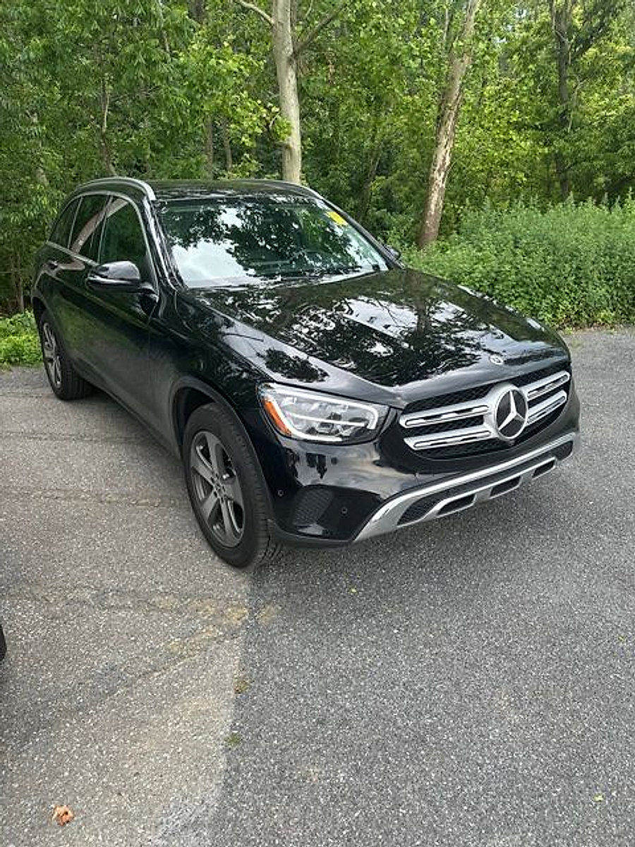 Certified 2021 Mercedes-Benz GLC 300 4MATIC image 2