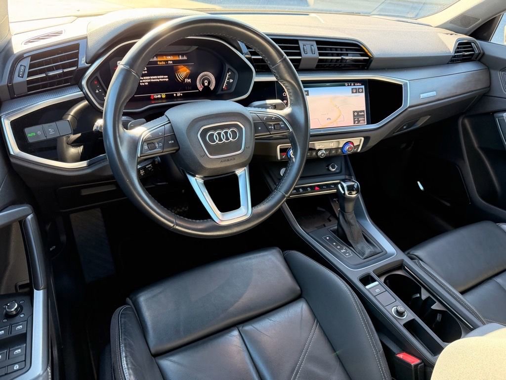 Used 2019 Audi Q3 2.0T Prestige AWD/4WD image 11