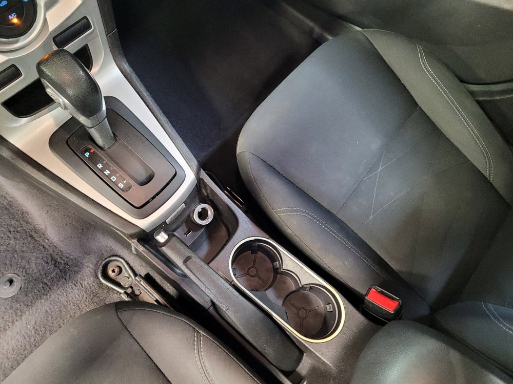 Used 2019 Ford Fiesta SE image 26