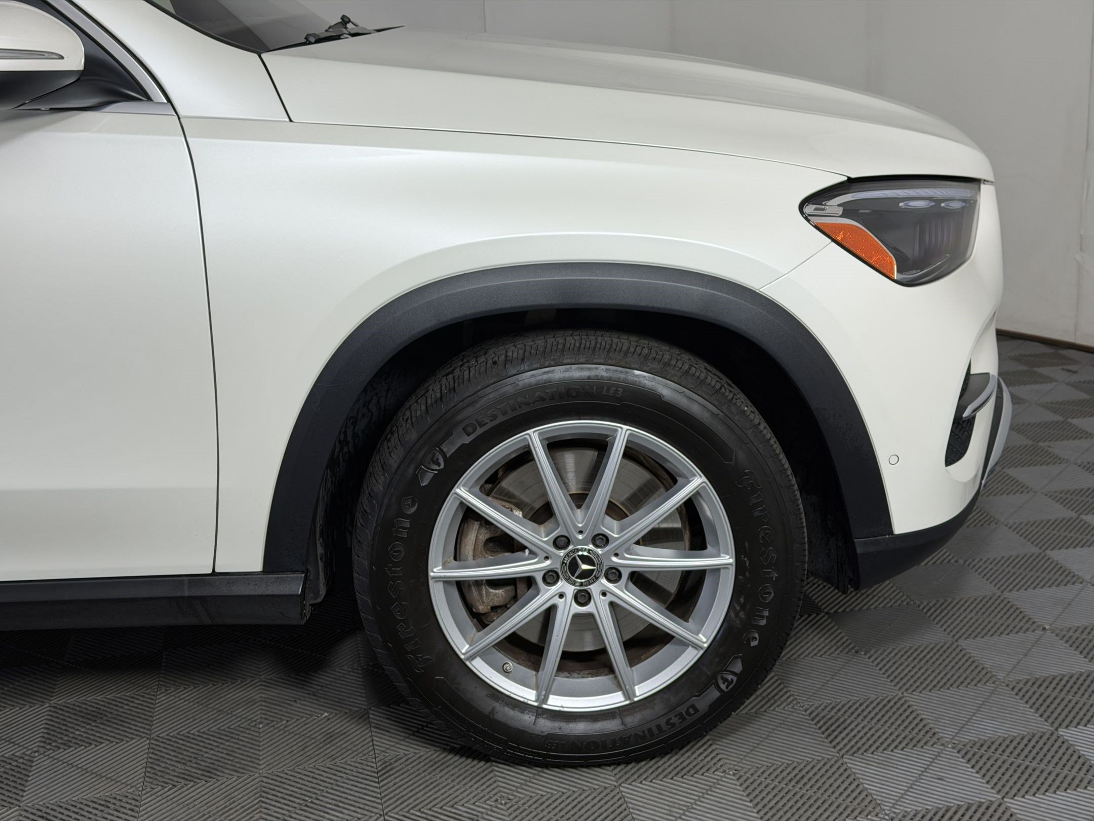 Used 2024 Mercedes-Benz GLE 450e 4MATIC image 13