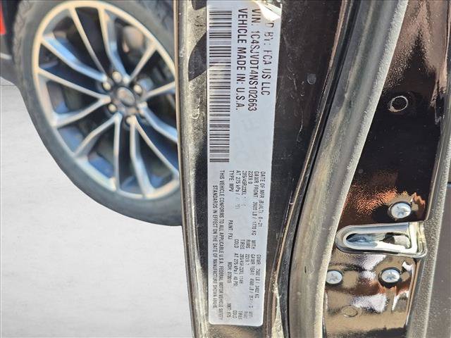 Used 2022 Jeep Wagoneer Series III w/ Premium Group I AWD/4WD image 16