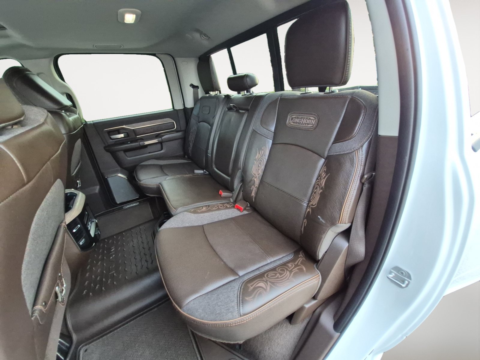 Used 2025 RAM 3500 Longhorn AWD/4WD image 23