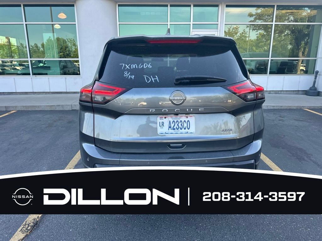 Certified 2025 Nissan Rogue SV AWD/4WD image 8