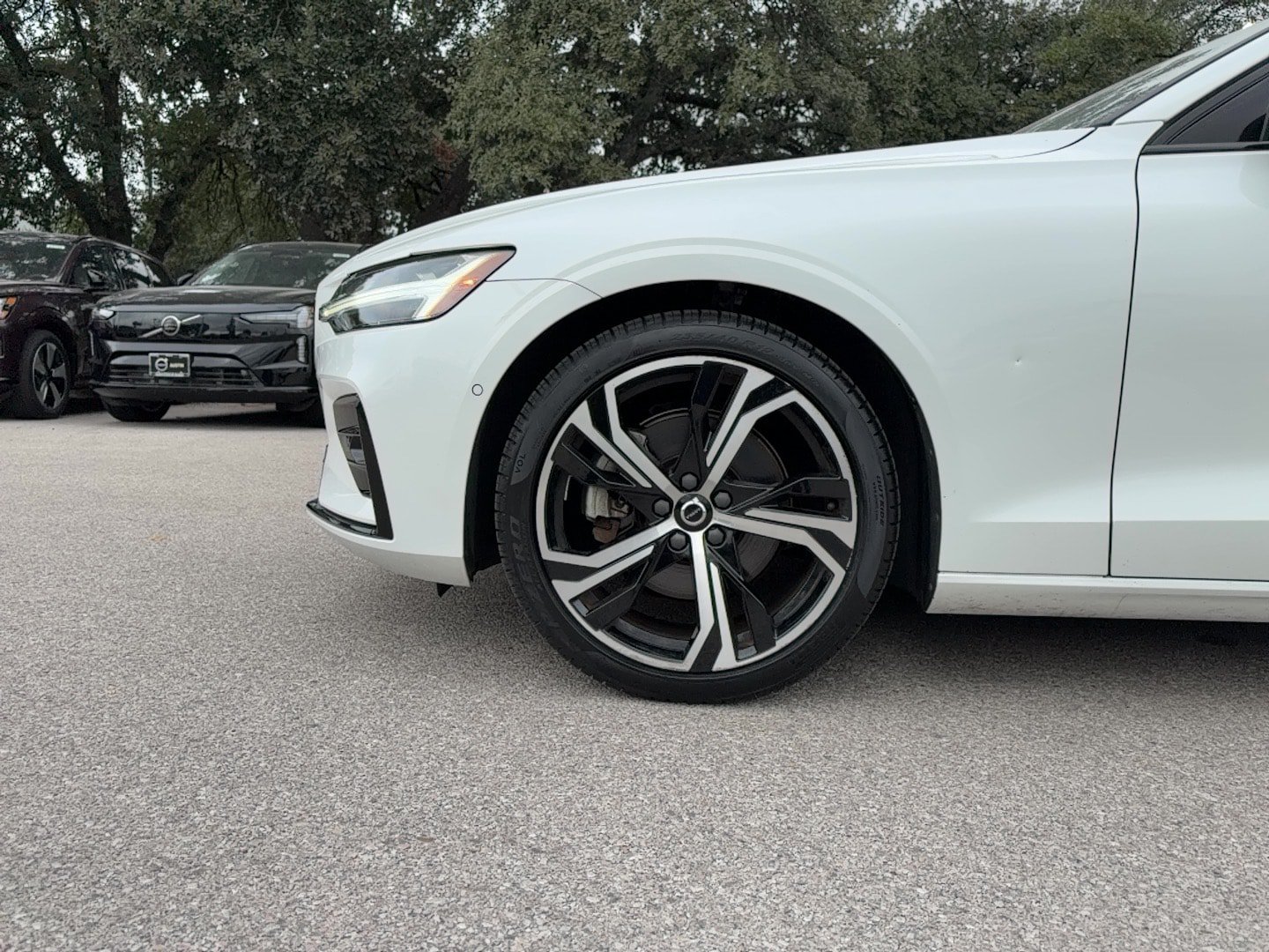 Certified 2024 Volvo S60 B5 Plus FWD image 9