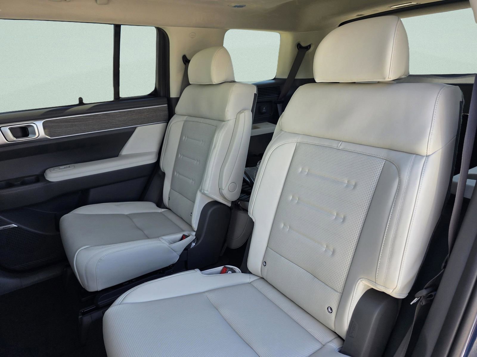 New 2026 Hyundai Santa Fe Calligraphy image 19