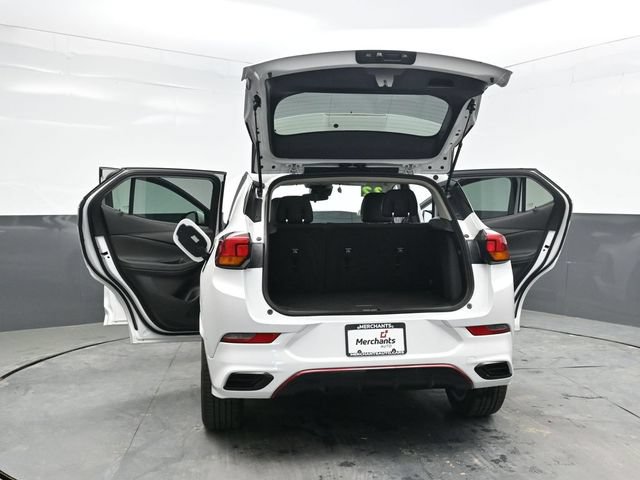 Used 2022 Buick Encore GX Preferred w/ Sport Touring Package FWD image 35