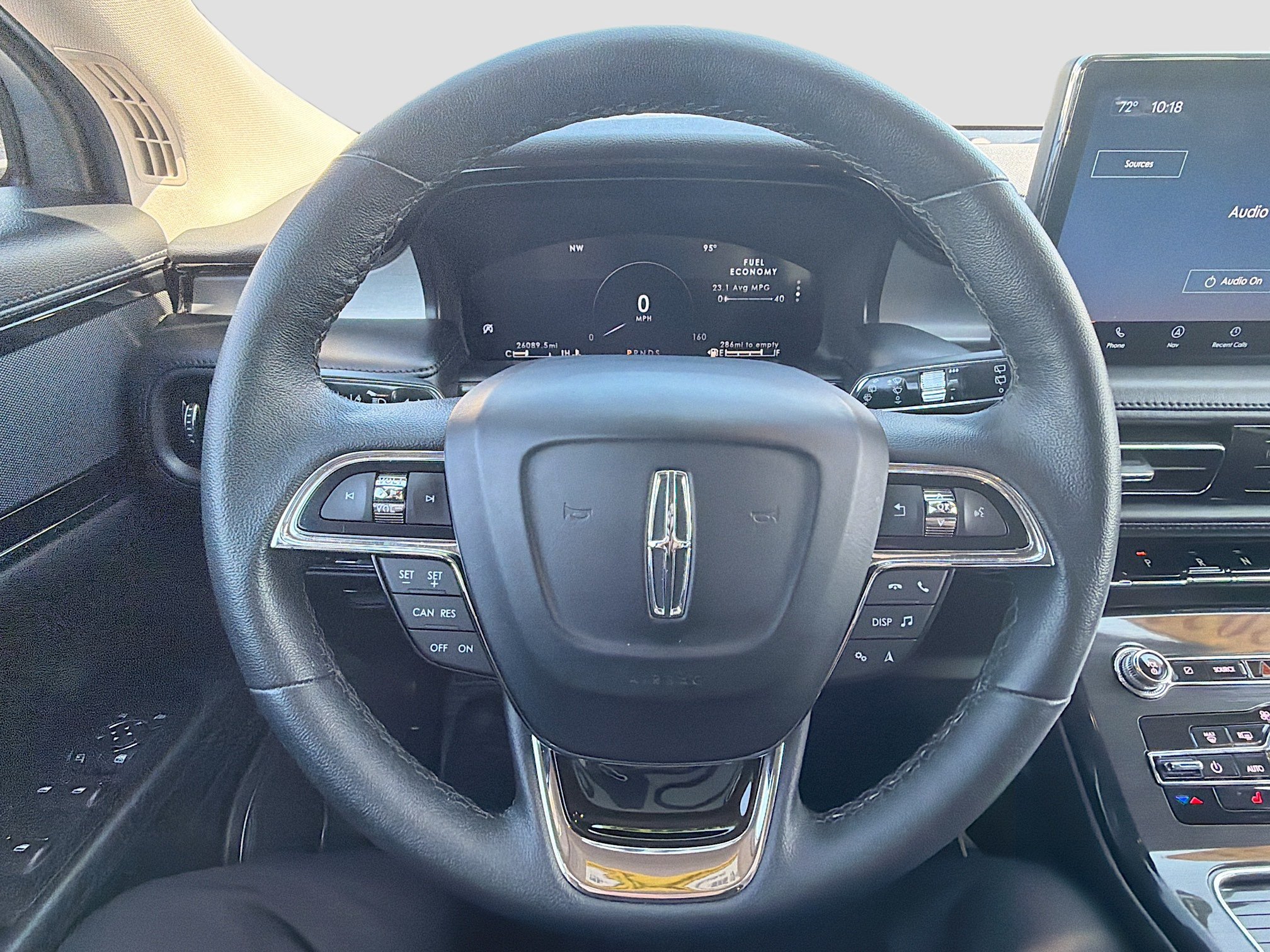 Used 2023 Lincoln Nautilus FWD w/ Premium Package image 11