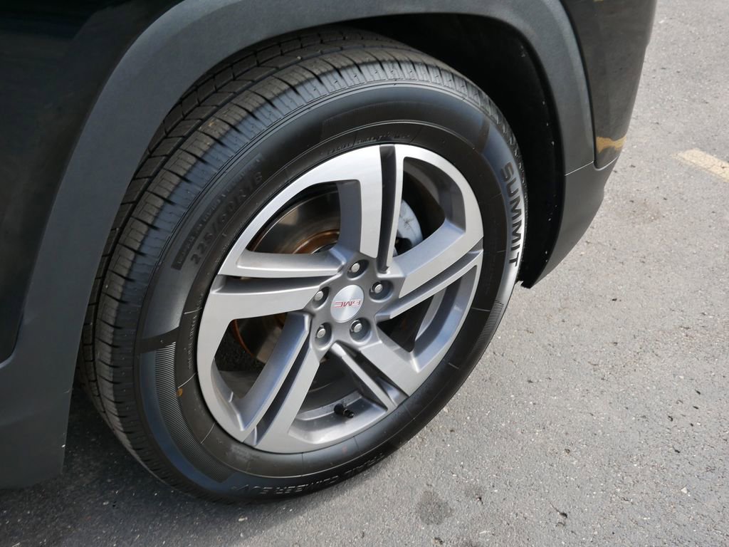 Used 2020 GMC Terrain SLT FWD image 13