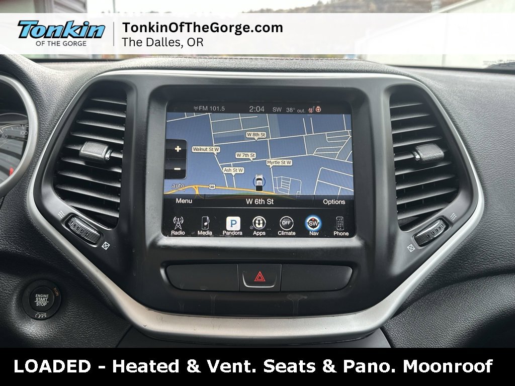 Used 2017 Jeep Cherokee Trailhawk image 20