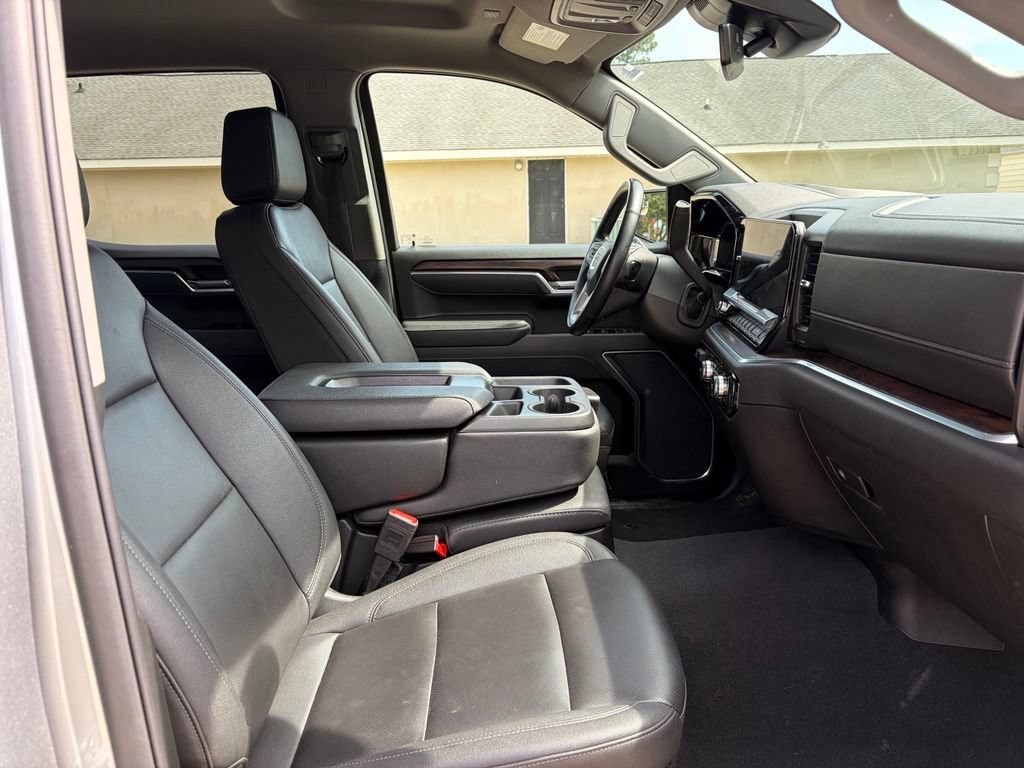 Used 2025 GMC Sierra 1500 SLT AWD/4WD image 21