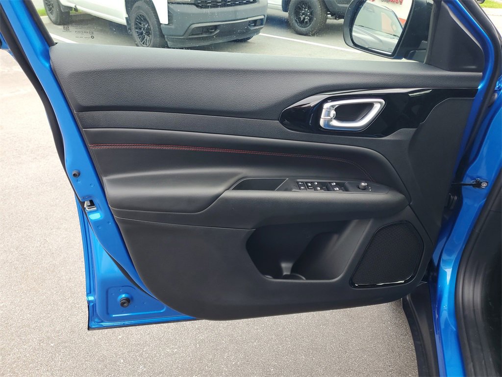 New 2026 Jeep Compass Trailhawk image 5