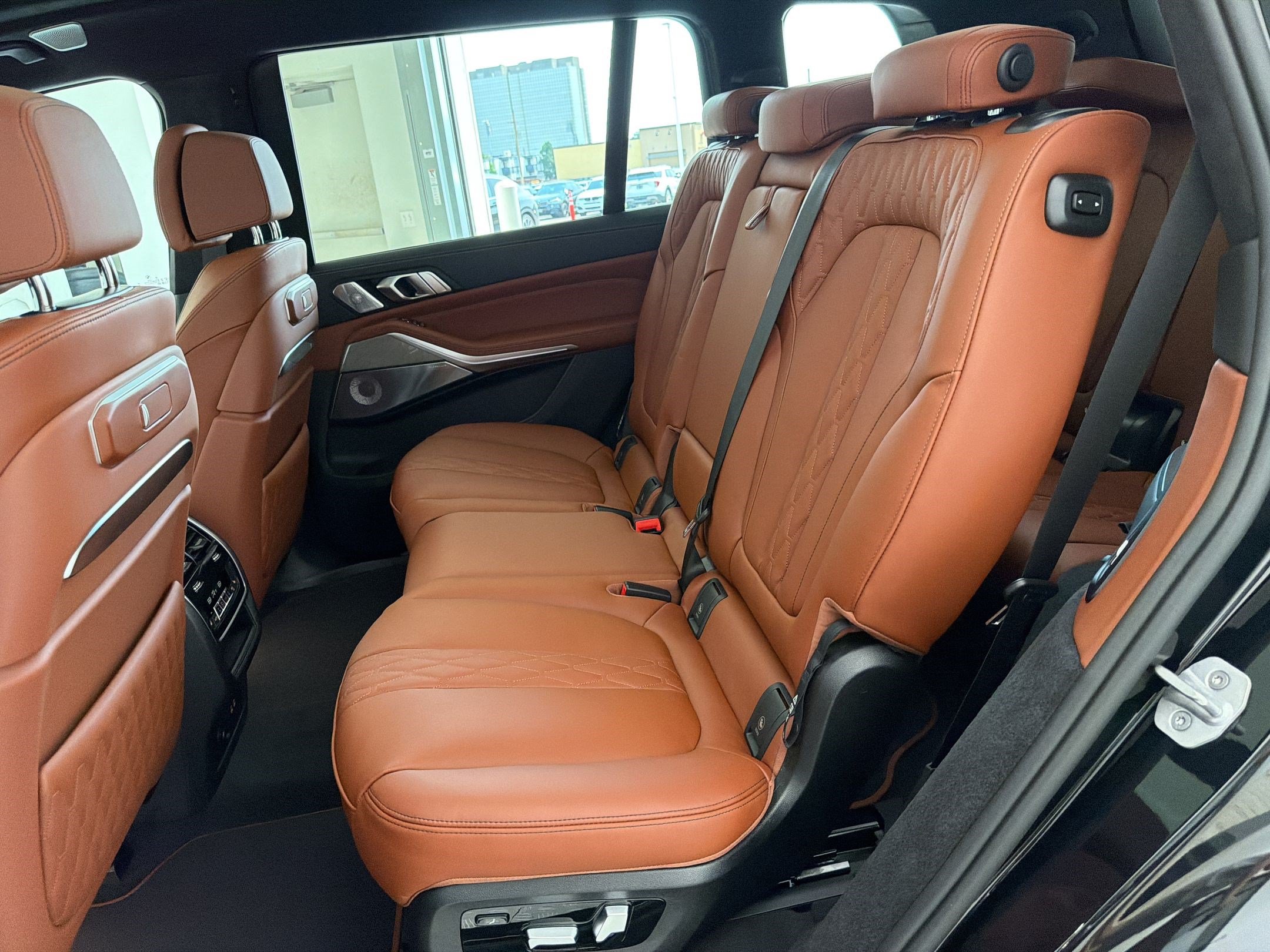 New 2027 BMW X7 M60i AWD/4WD image 23