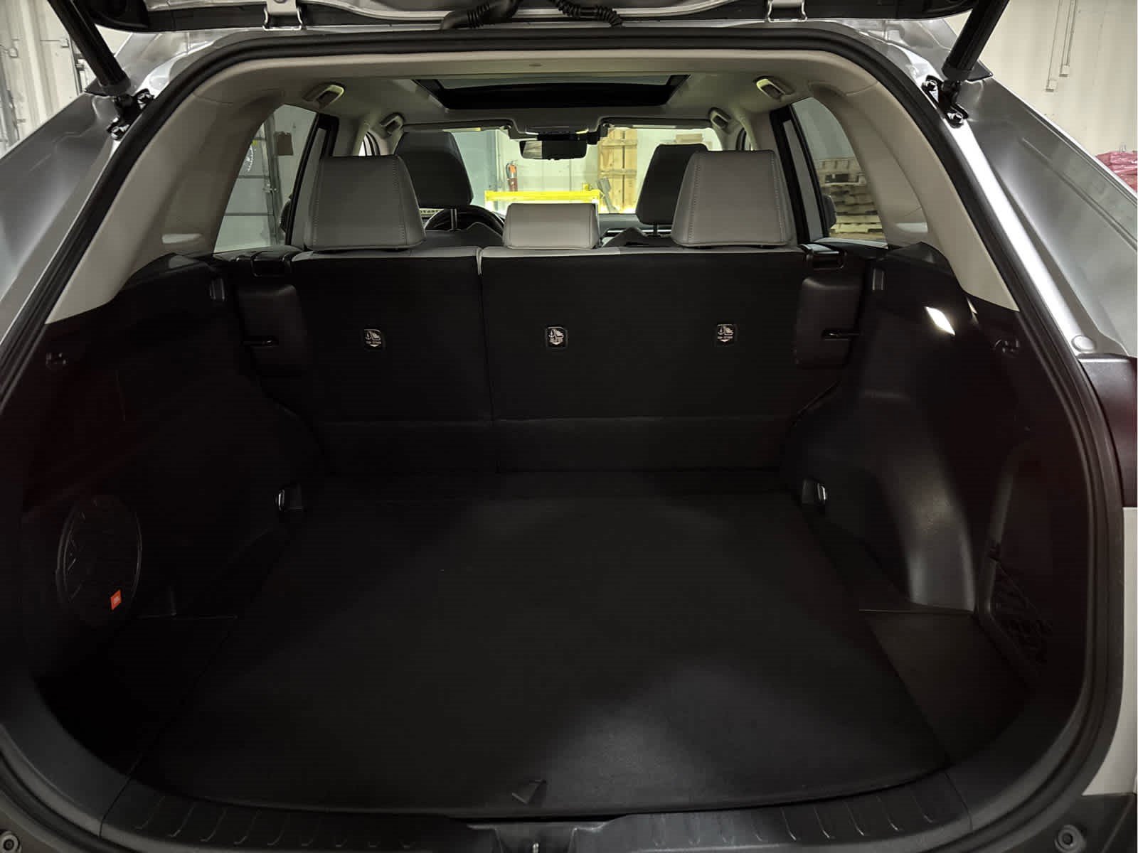 Certified 2022 Toyota RAV4 Limited AWD/4WD image 7