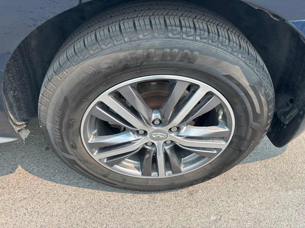 Used 2016 INFINITI QX60 Luxe w/ Premium Plus Package AWD/4WD image 16