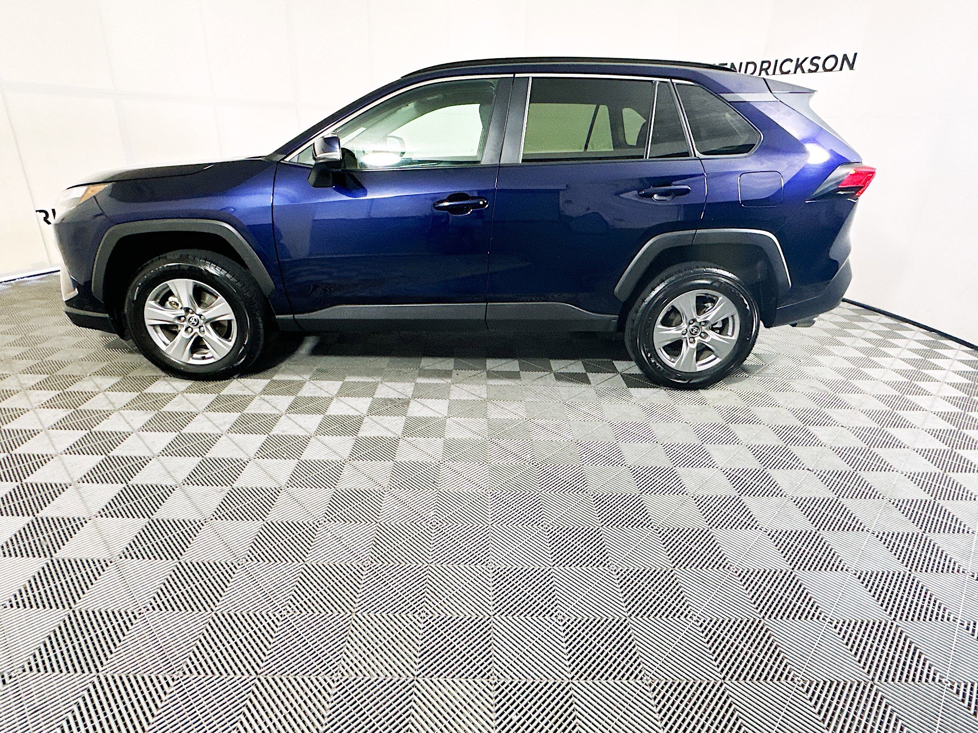 Used 2024 Toyota RAV4 XLE image 6