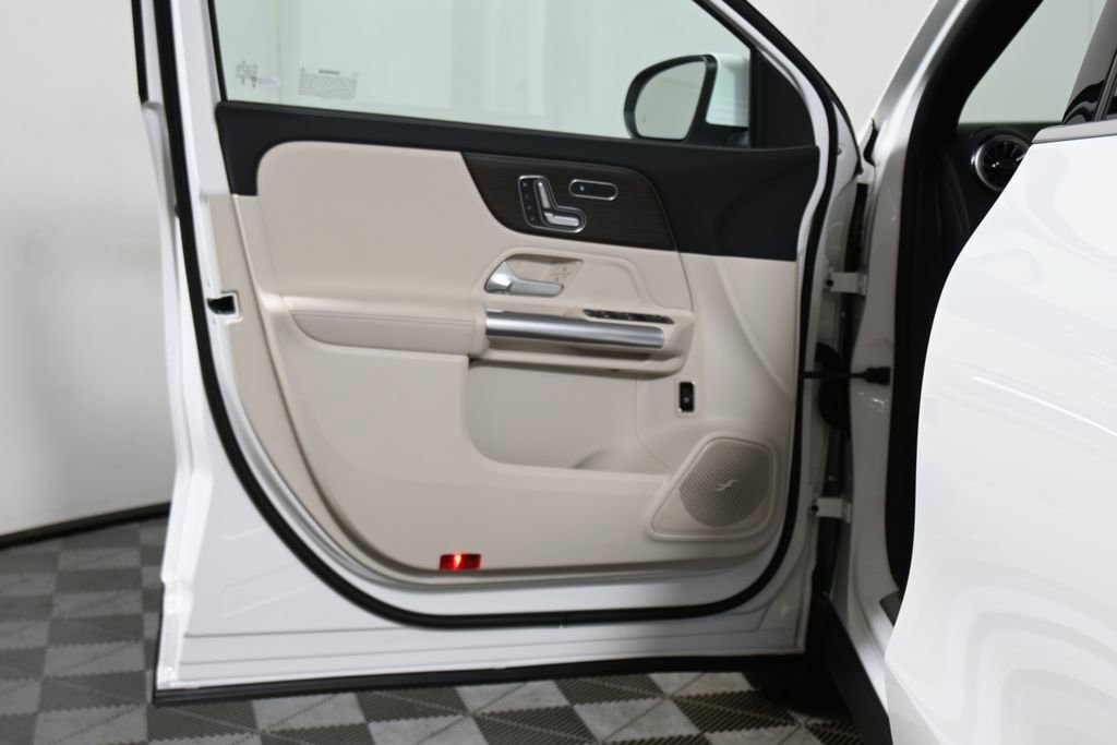 Certified 2026 Mercedes-Benz GLA 250 4MATIC image 29