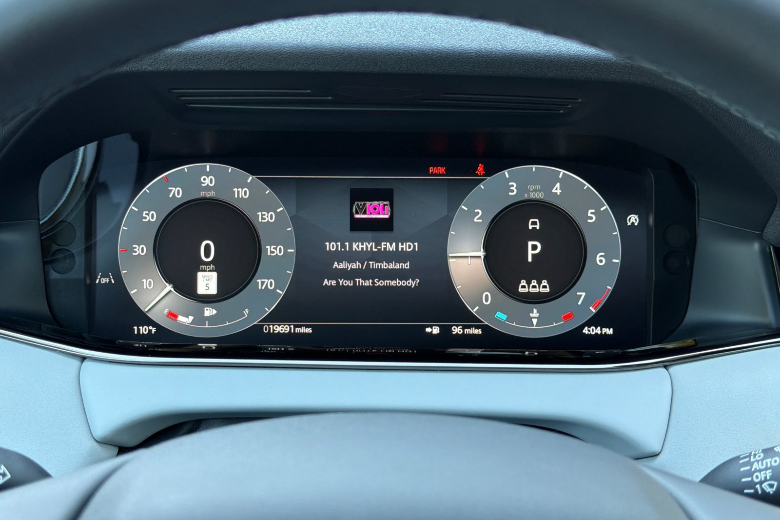 Used 2025 Land Rover Range Rover Evoque S AWD/4WD image 28