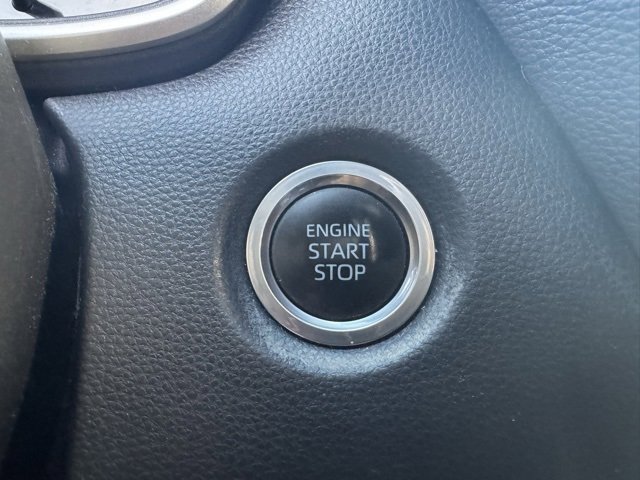 Used 2019 Toyota Corolla XSE image 23