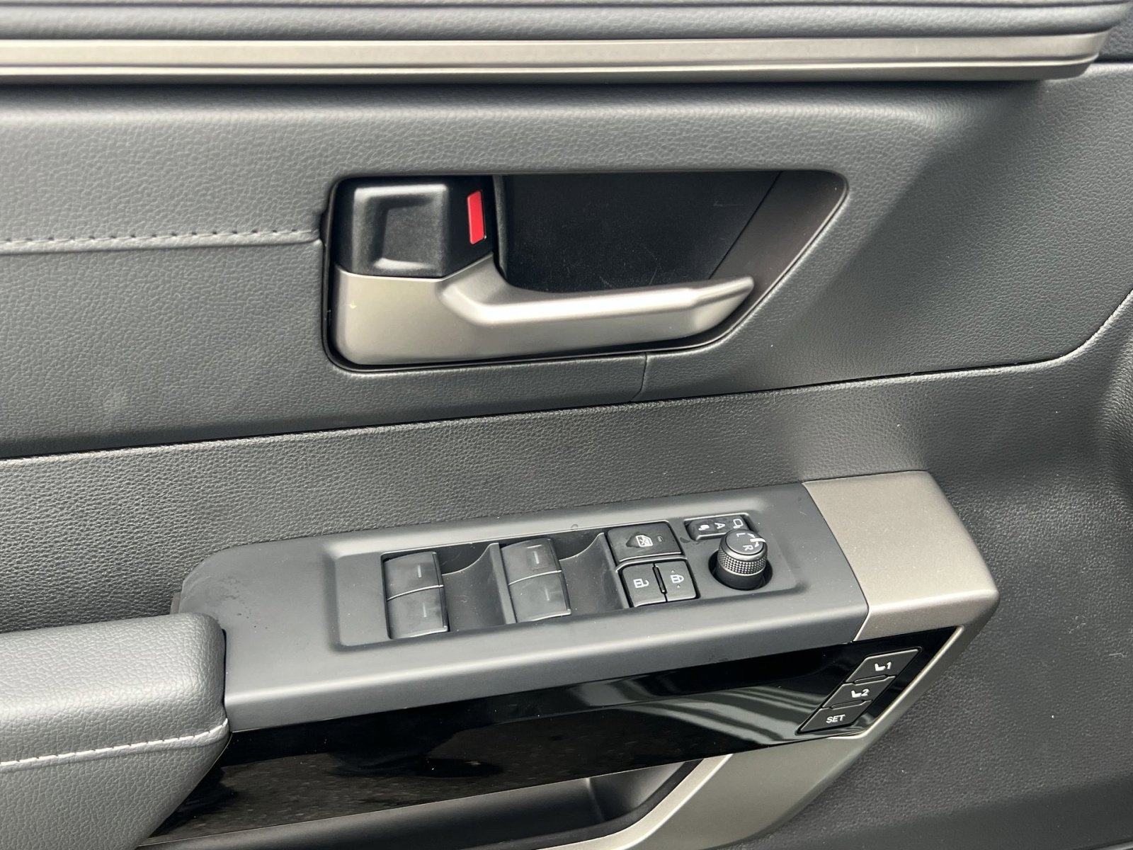 New 2026 Toyota Tundra Limited image 10