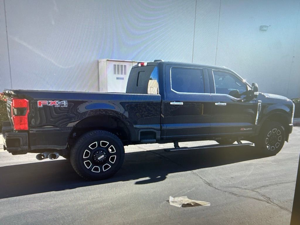 Used 2024 Ford F250 Platinum image 3