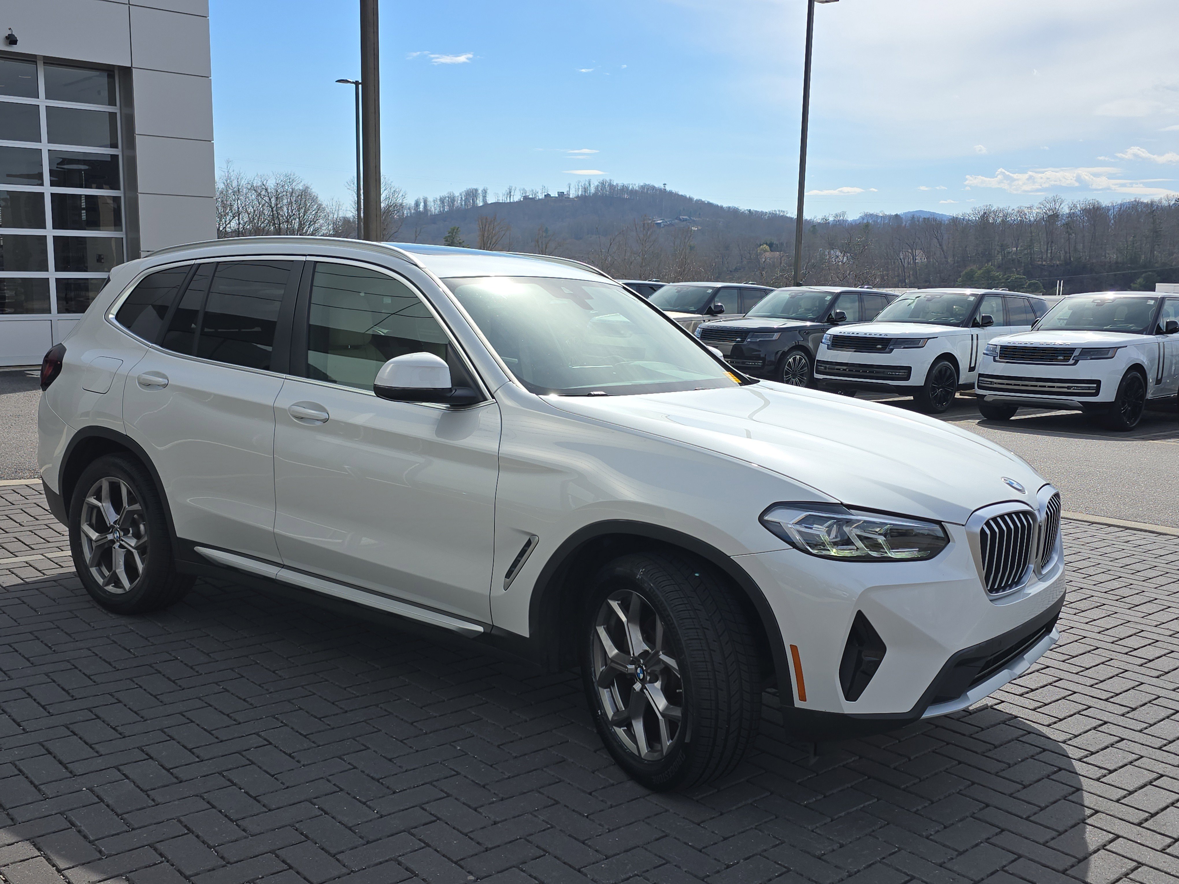 Used 2022 BMW X3 xDrive30i w/ Premium Package 2 image 3