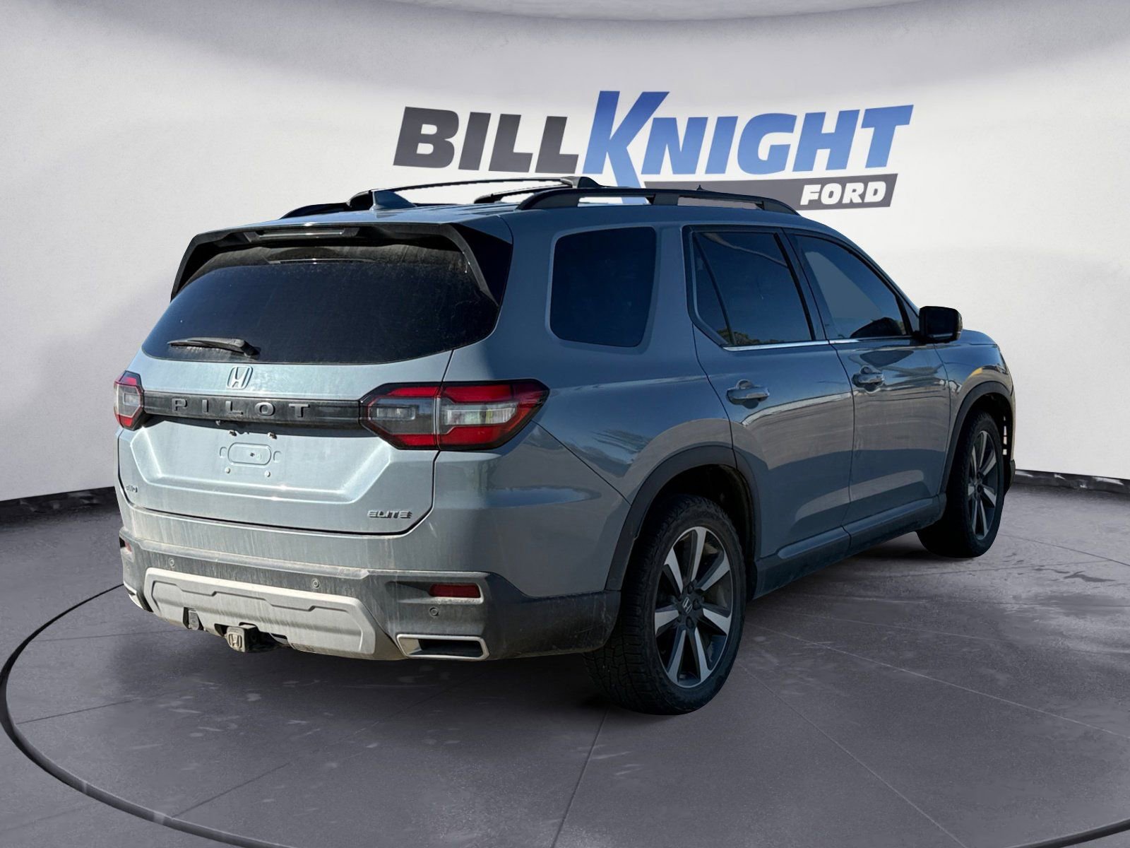 Used 2023 Honda Pilot Elite image 5