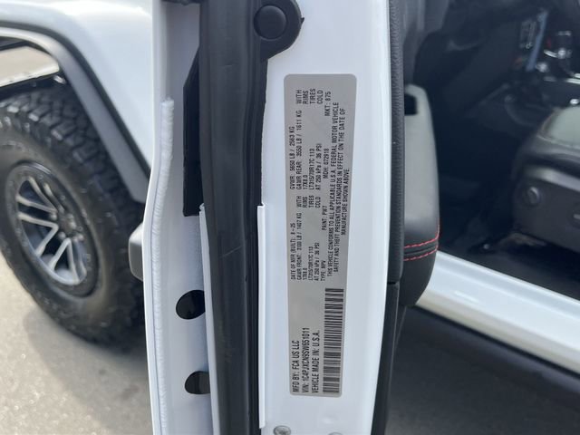 New 2025 Jeep Wrangler Rubicon AWD/4WD image 26