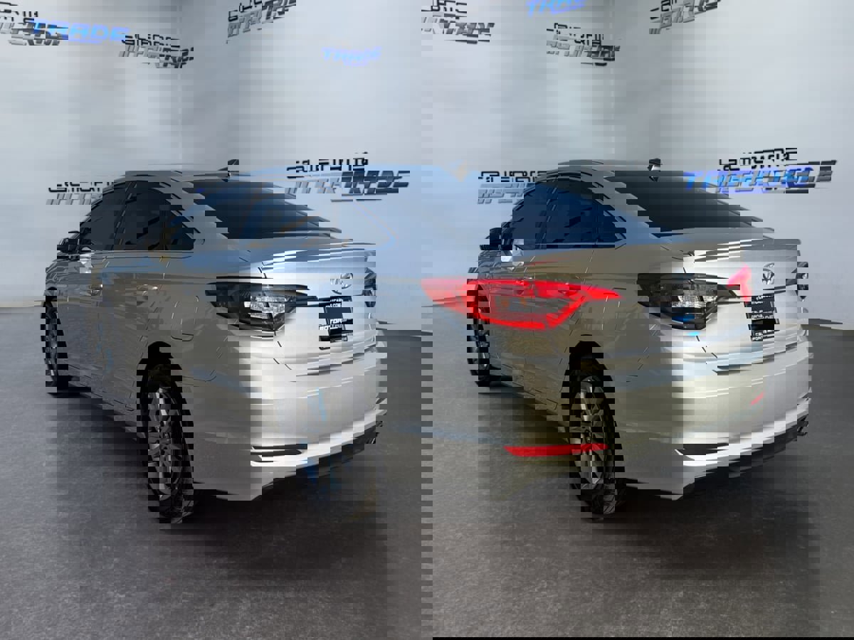 Used 2016 Hyundai Sonata SE image 7