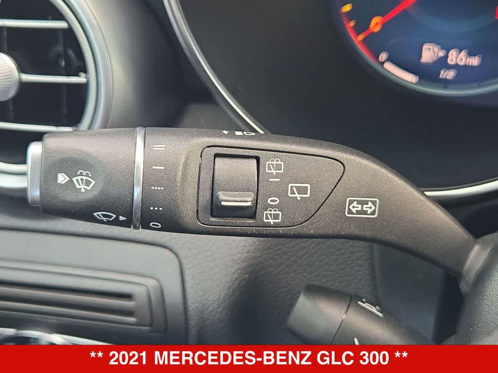 Used 2021 Mercedes-Benz GLC 300 image 26