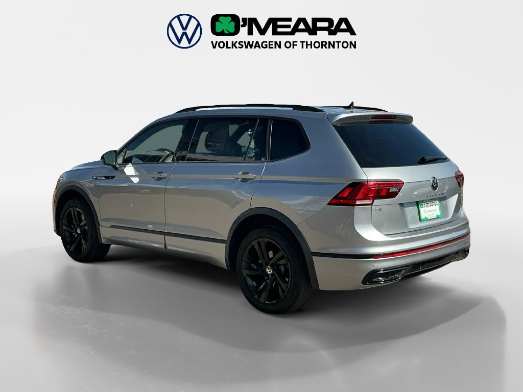 Used 2024 Volkswagen Tiguan SE R-Line AWD/4WD image 3