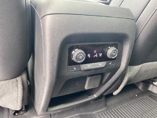 Certified 2024 Chevrolet Traverse RS FWD image 22