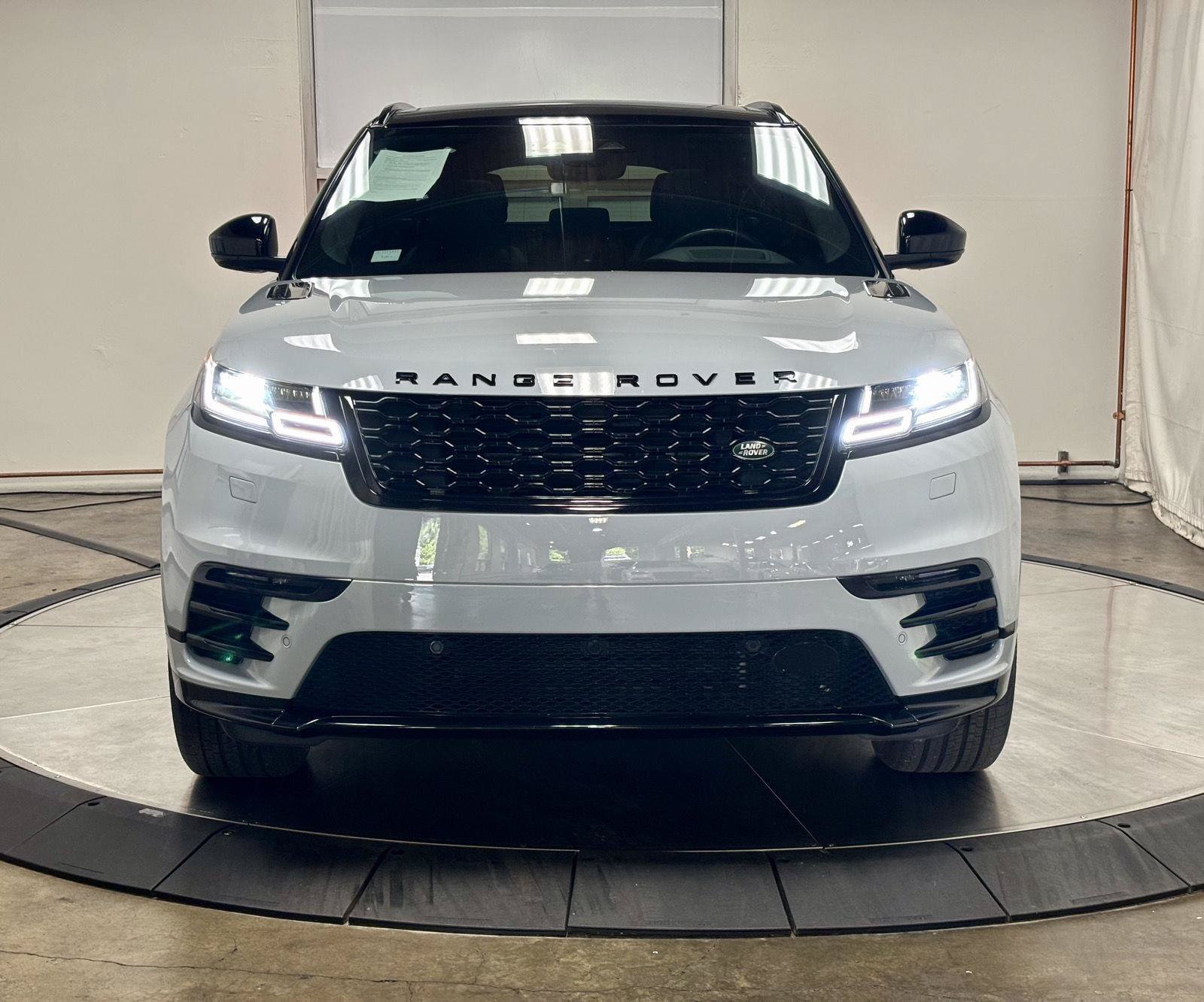 Used 2023 Land Rover Range Rover Velar HST AWD/4WD image 3