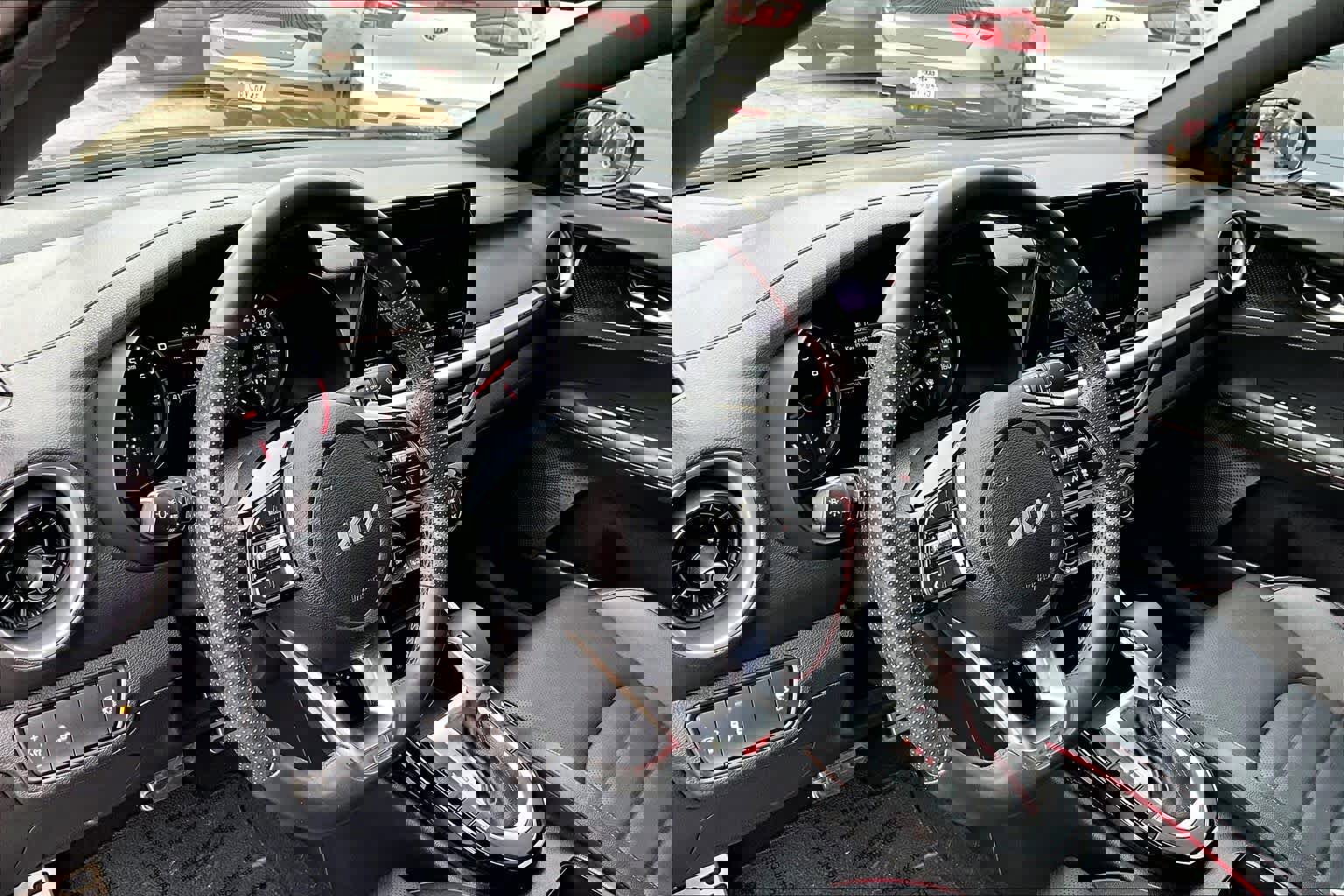 Used 2023 Kia Forte GT w/ GT2 Package image 18