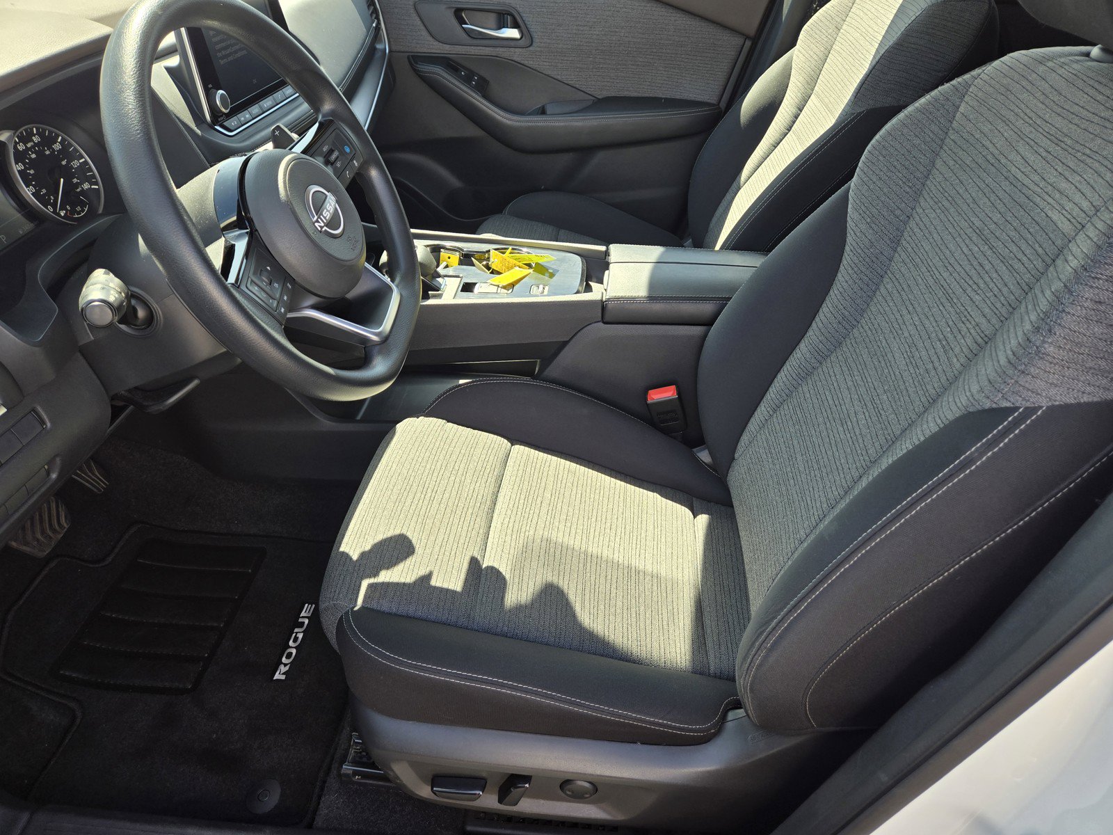 Certified 2023 Nissan Rogue SV FWD image 9