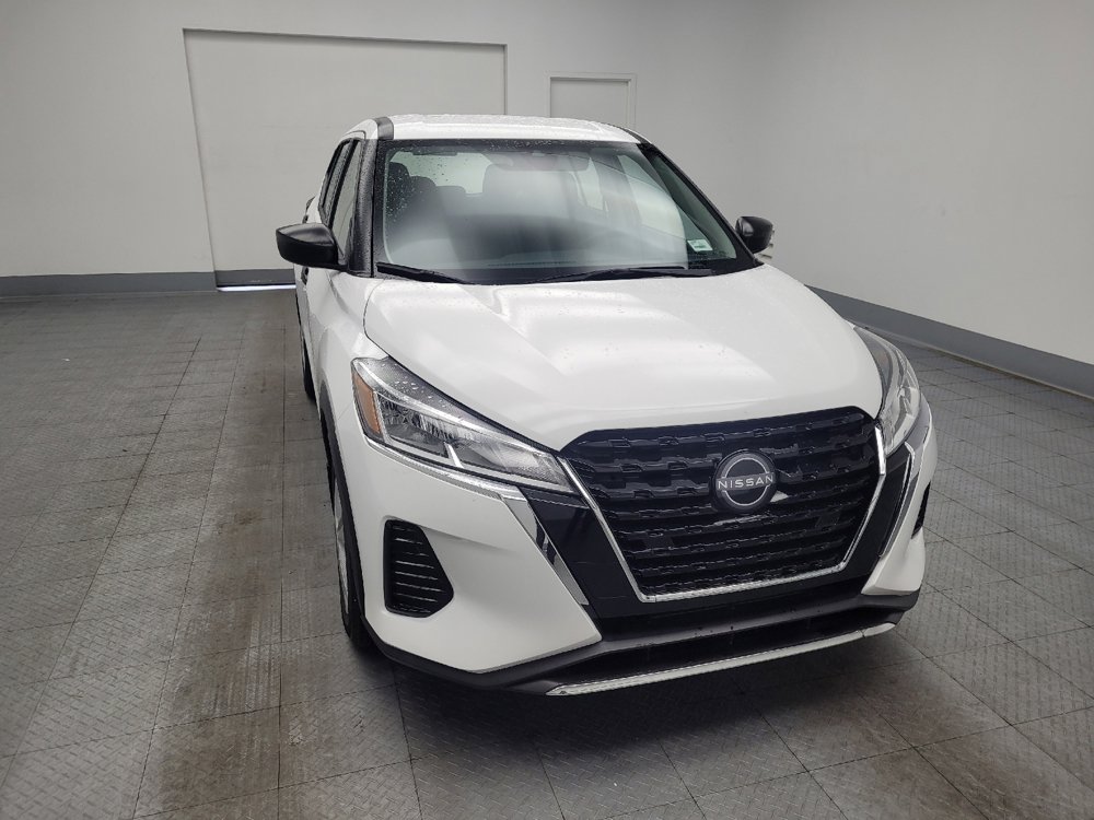 Used 2023 Nissan Kicks S FWD image 14