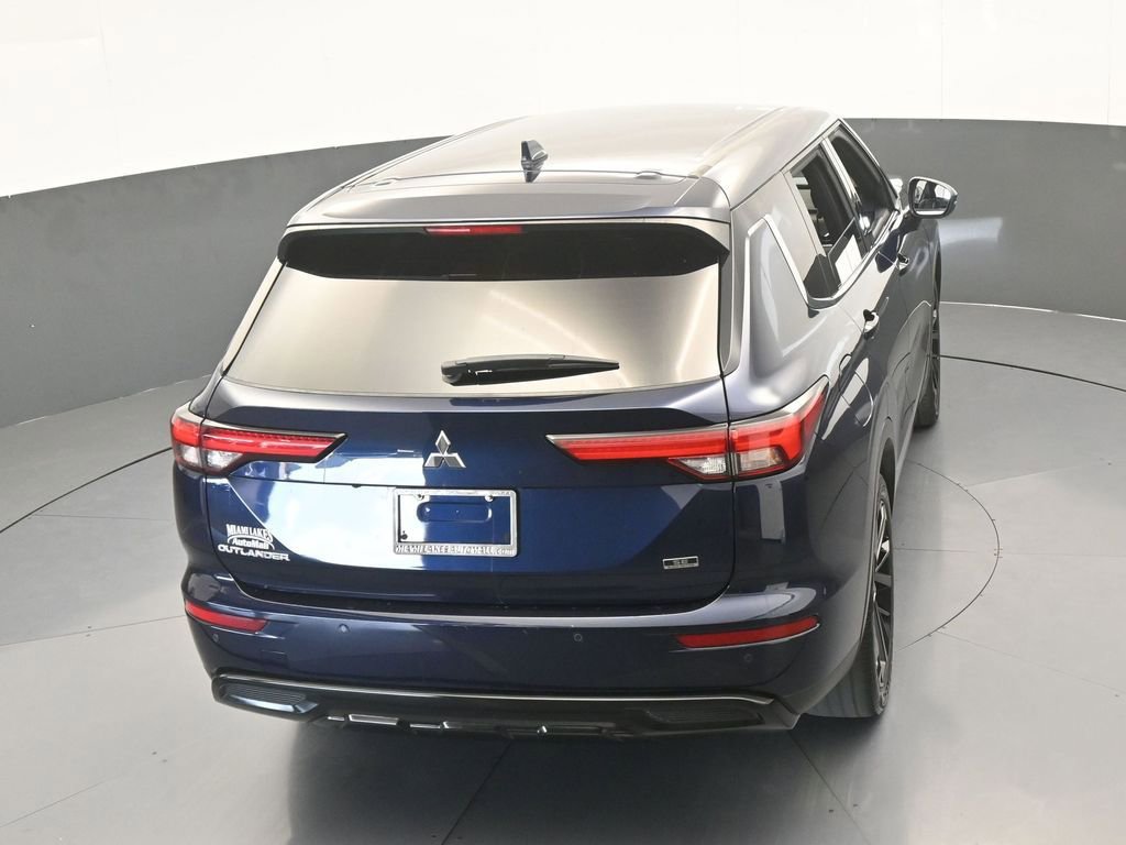 Used 2023 Mitsubishi Outlander SE image 58